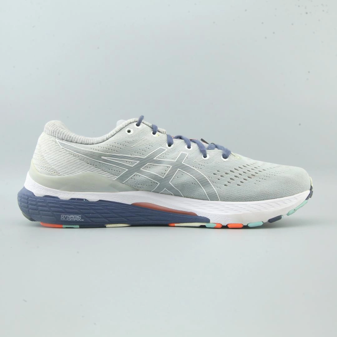 ASICS GEL KAYANO 28