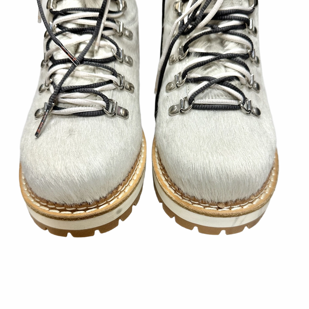 Boots Hiking By Montelliana Size: 8