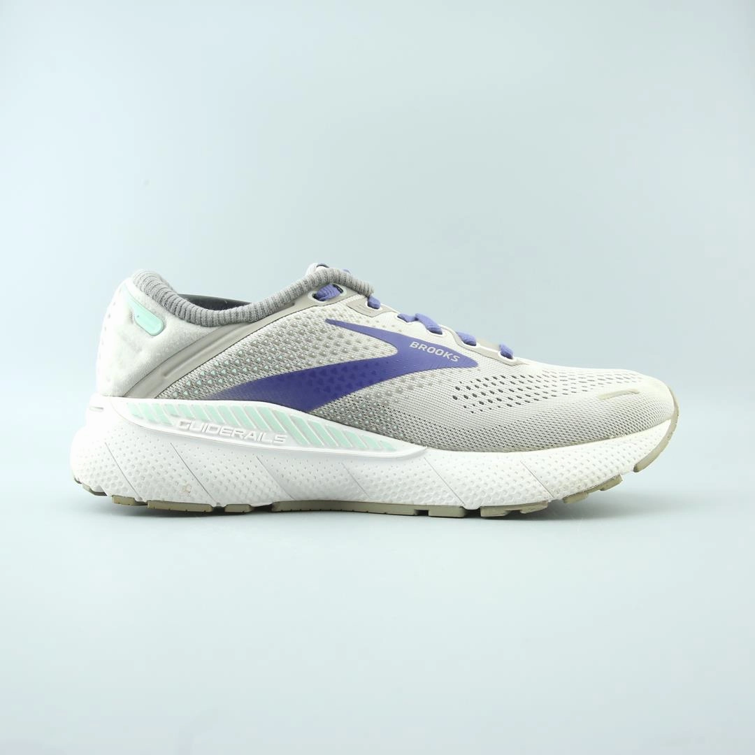 BROOKS ADRENALINE GTS 22