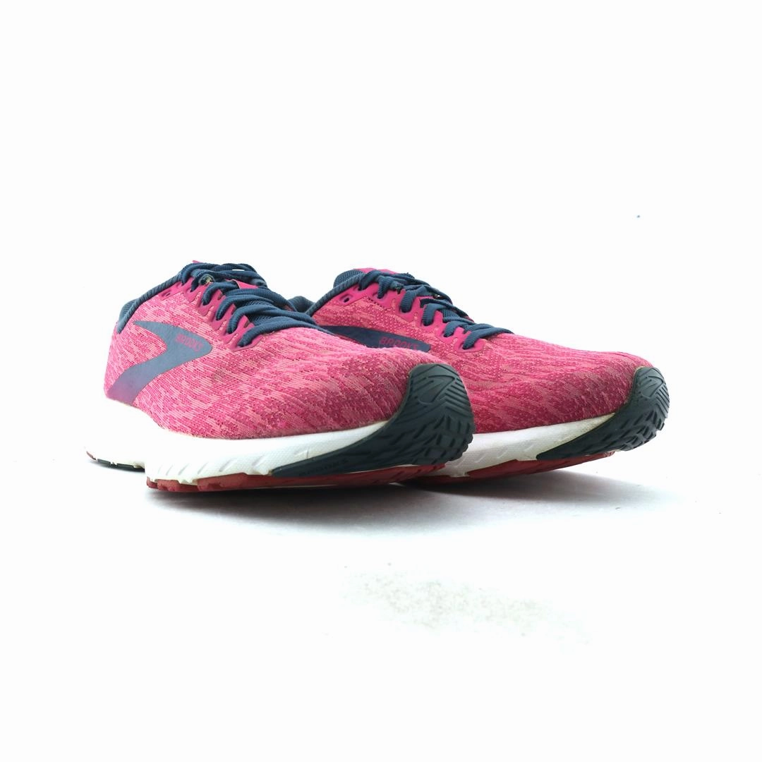 BROOKS LAUNCH 7