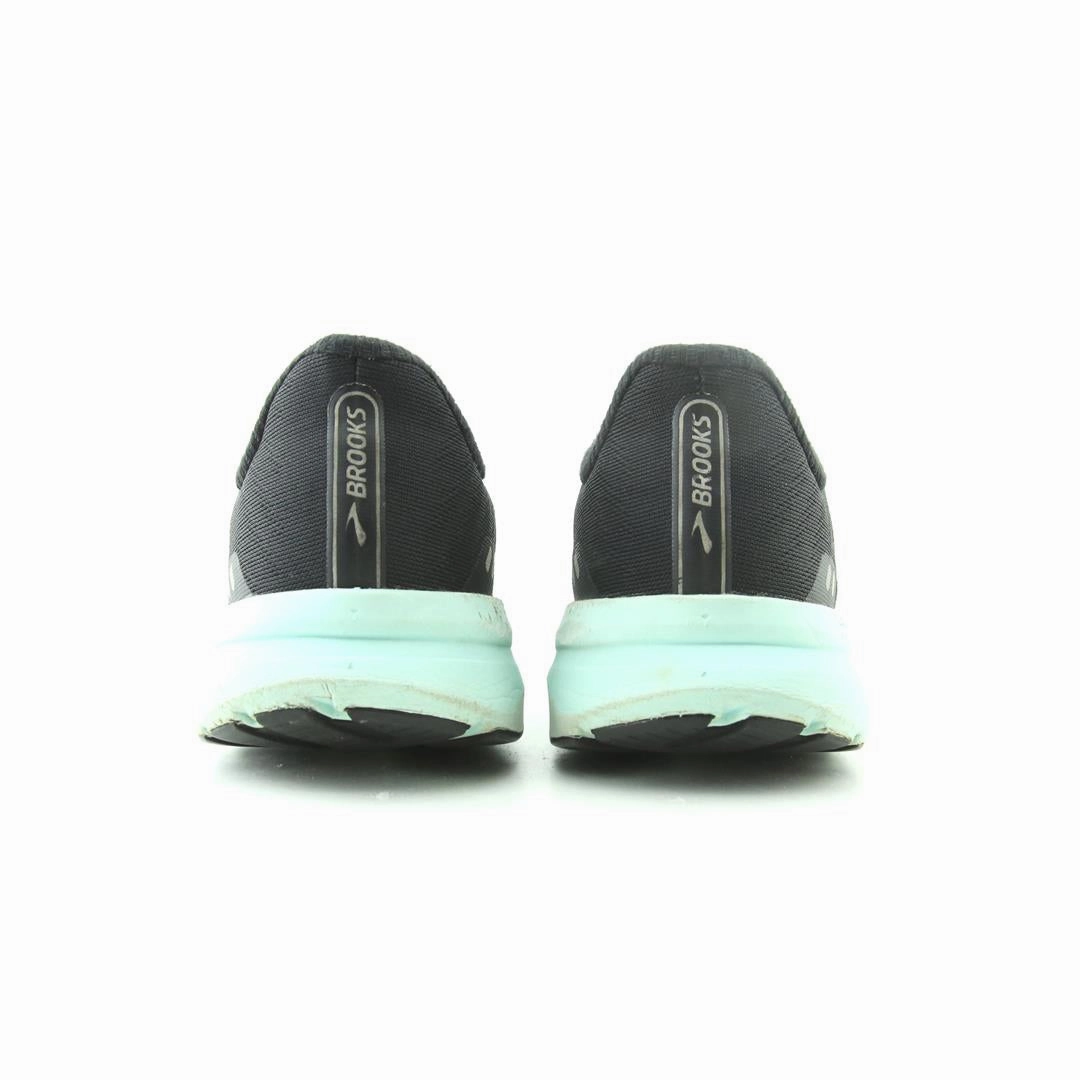 BROOKS LAUNCH 8