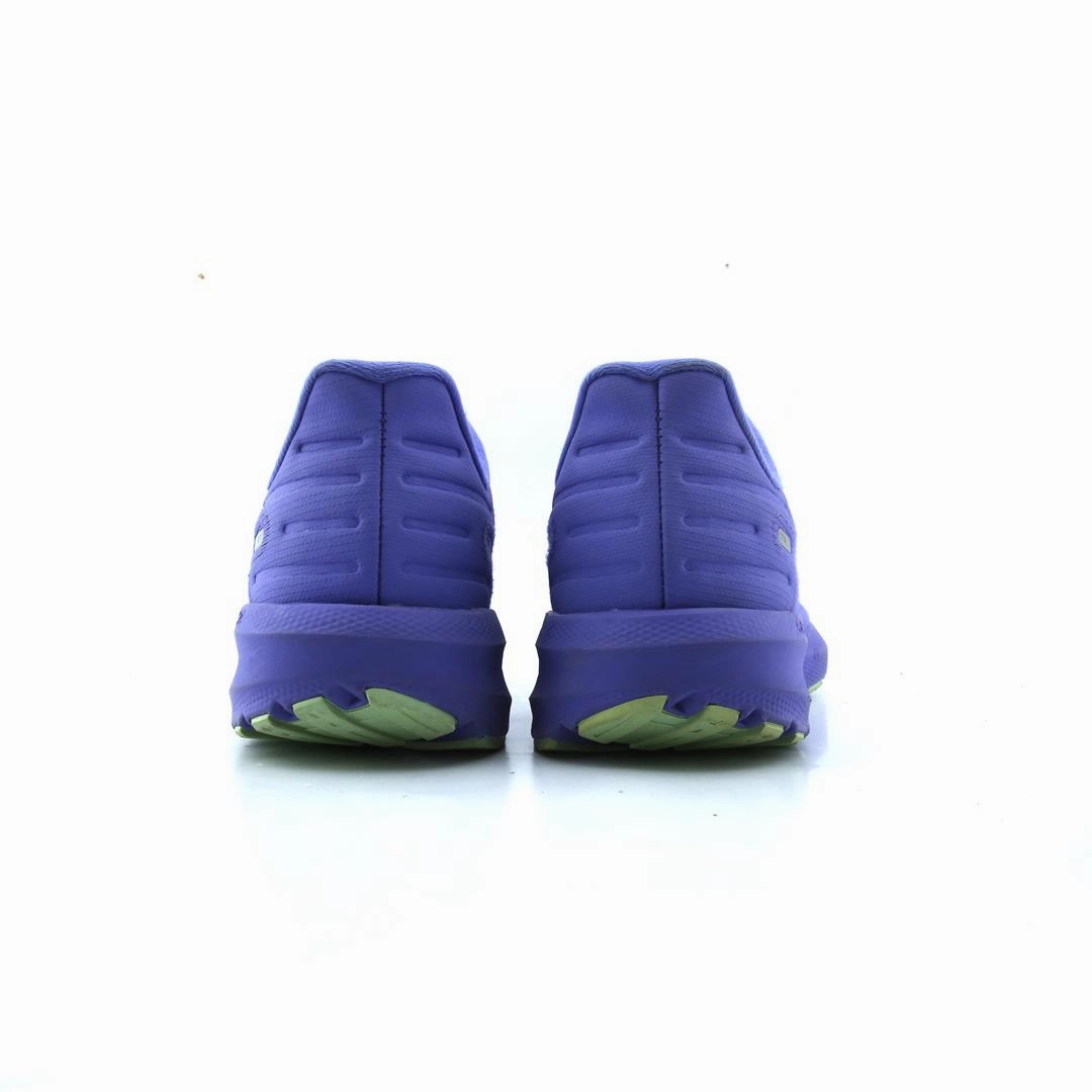 BROOKS LAUNCH 9