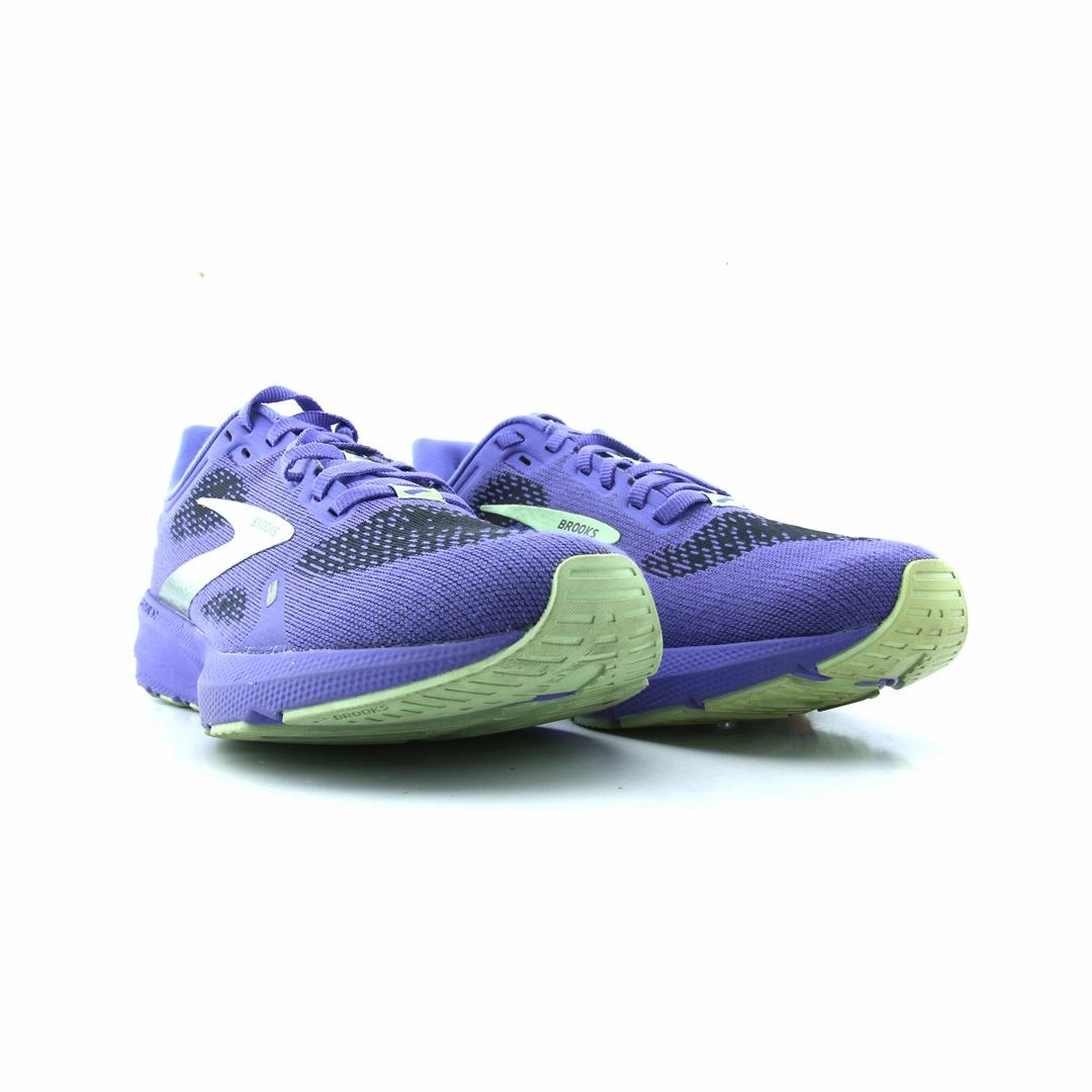 BROOKS LAUNCH 9