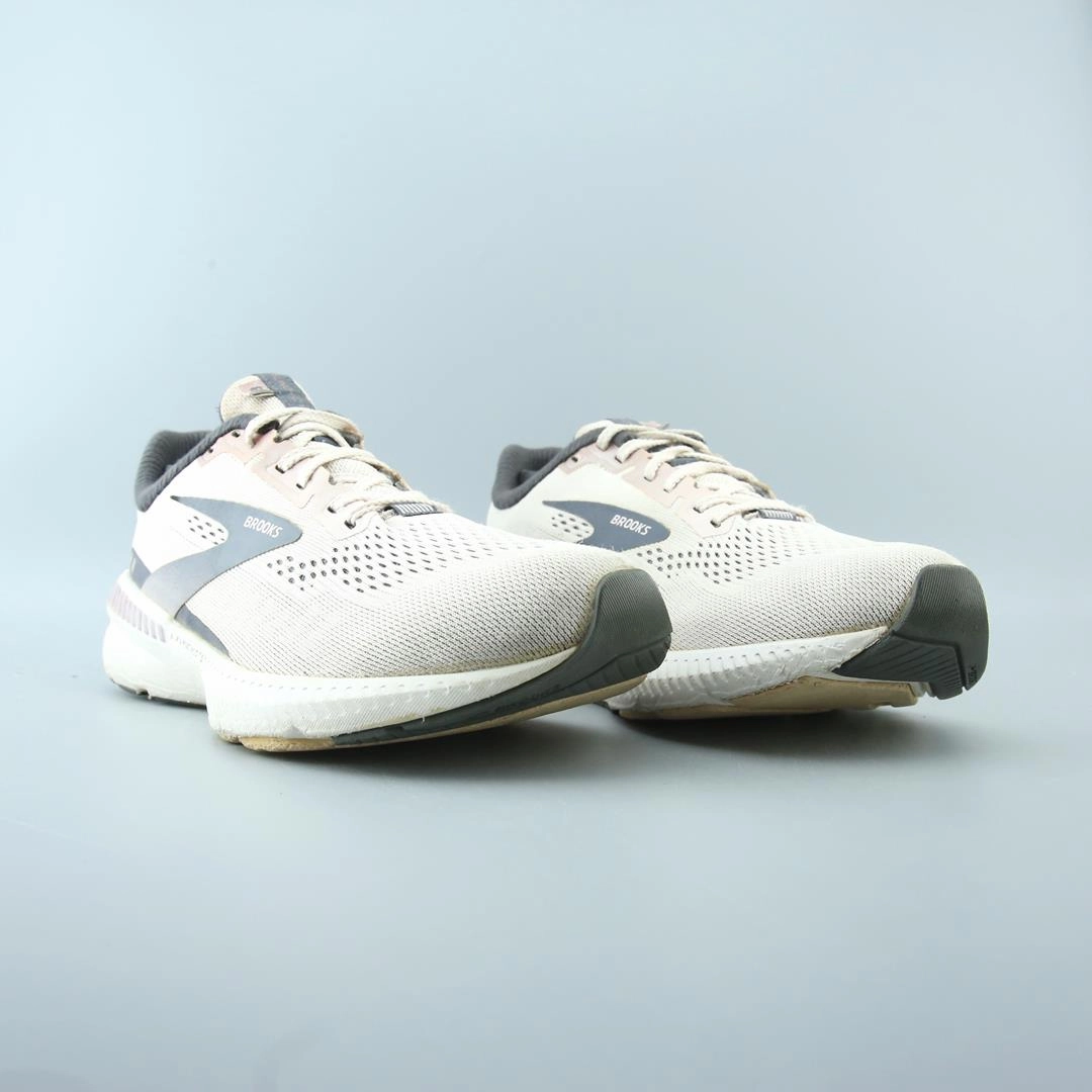 BROOKS LAUNCH GTS 8