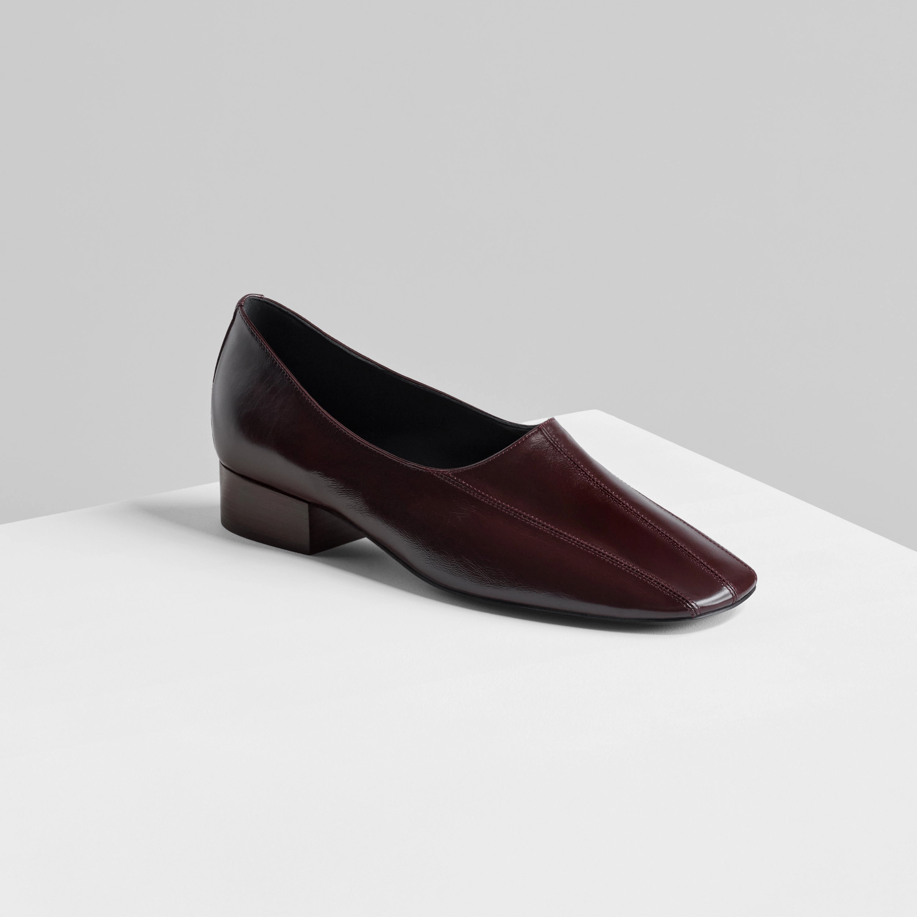CLUB SLIPPER | oxblood shiny leather