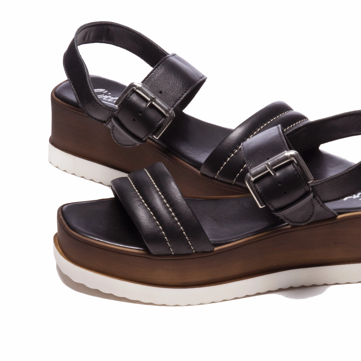 Como Black Leather