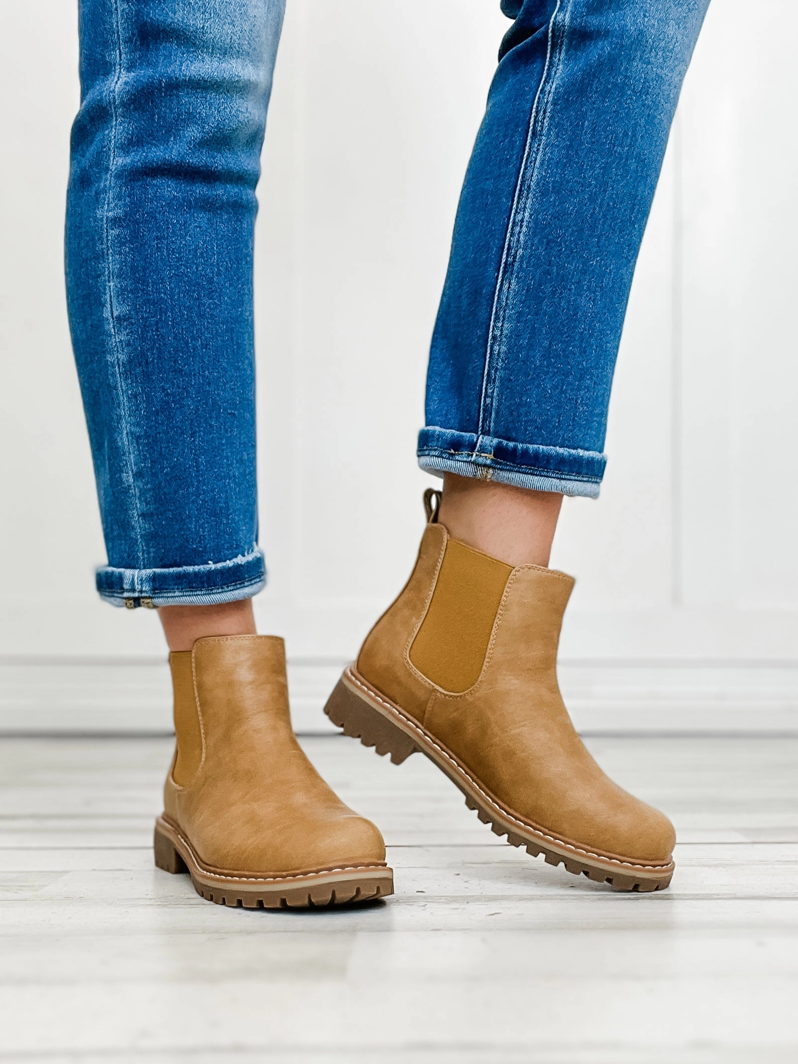 Corkys Cider Sippin Boots in Caramel