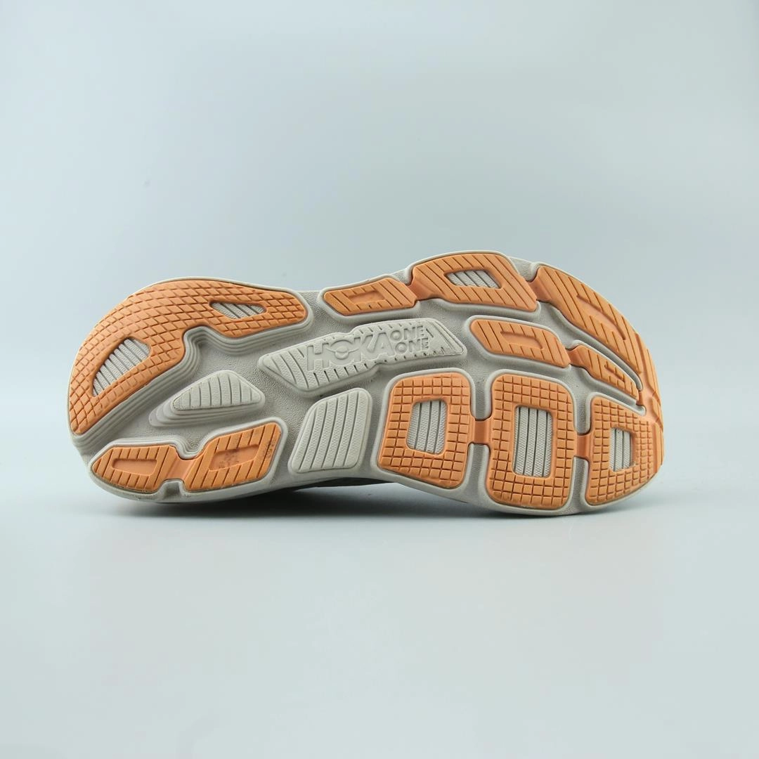 HOKA ONE ONE BONDI 8