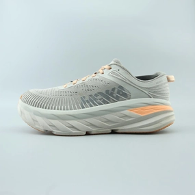 HOKA ONE ONE BONDI 8