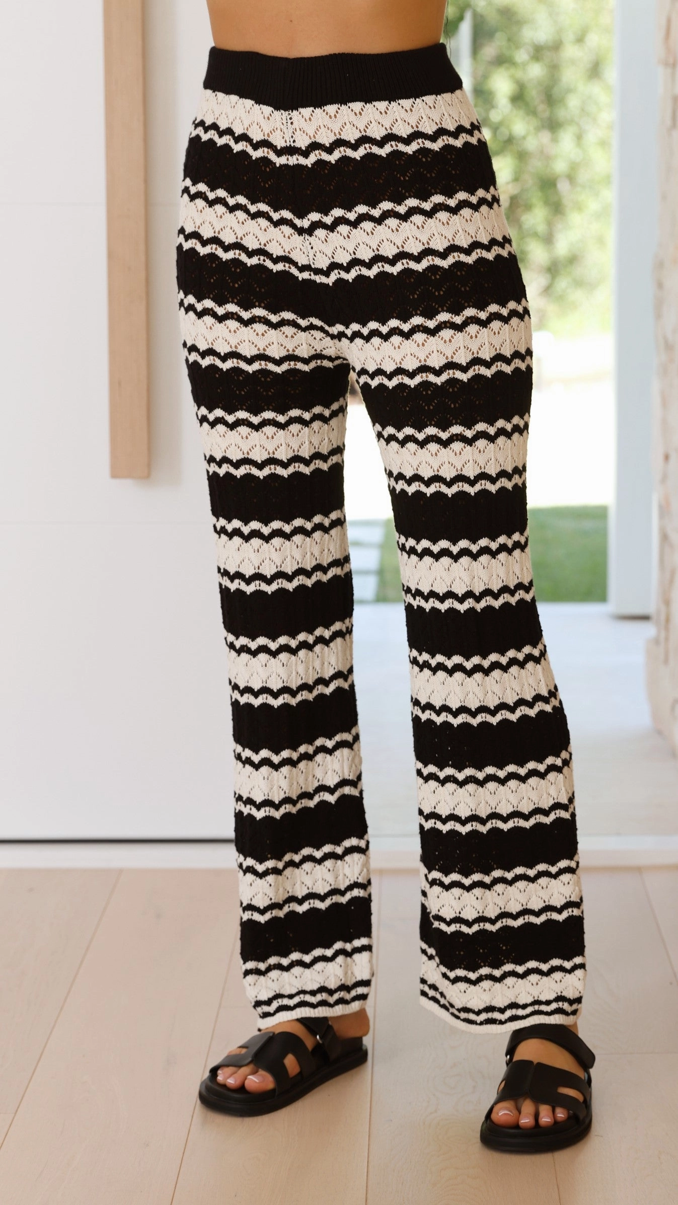 Kahula Pants - Black / White Stripe