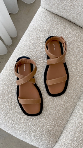 Kenia Sandal - Pecan Leather