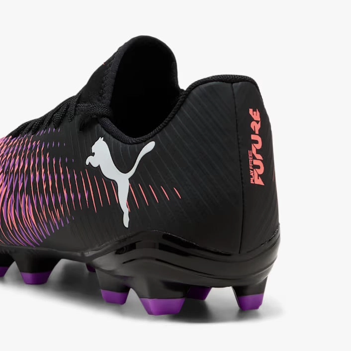 Men's Future 8 Play FG/AG Soccer