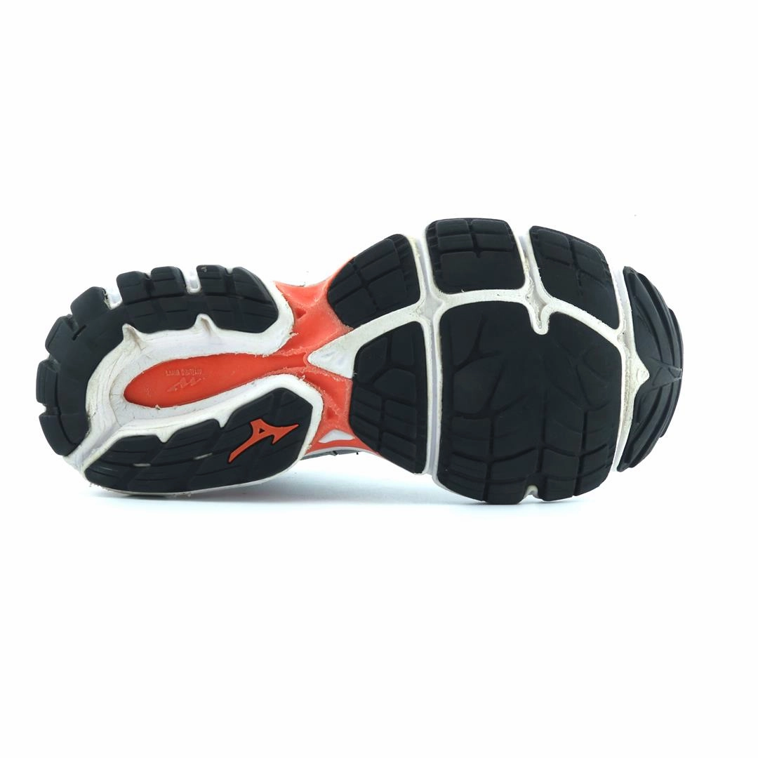 MIZUNO WAVE INSPIRE 15