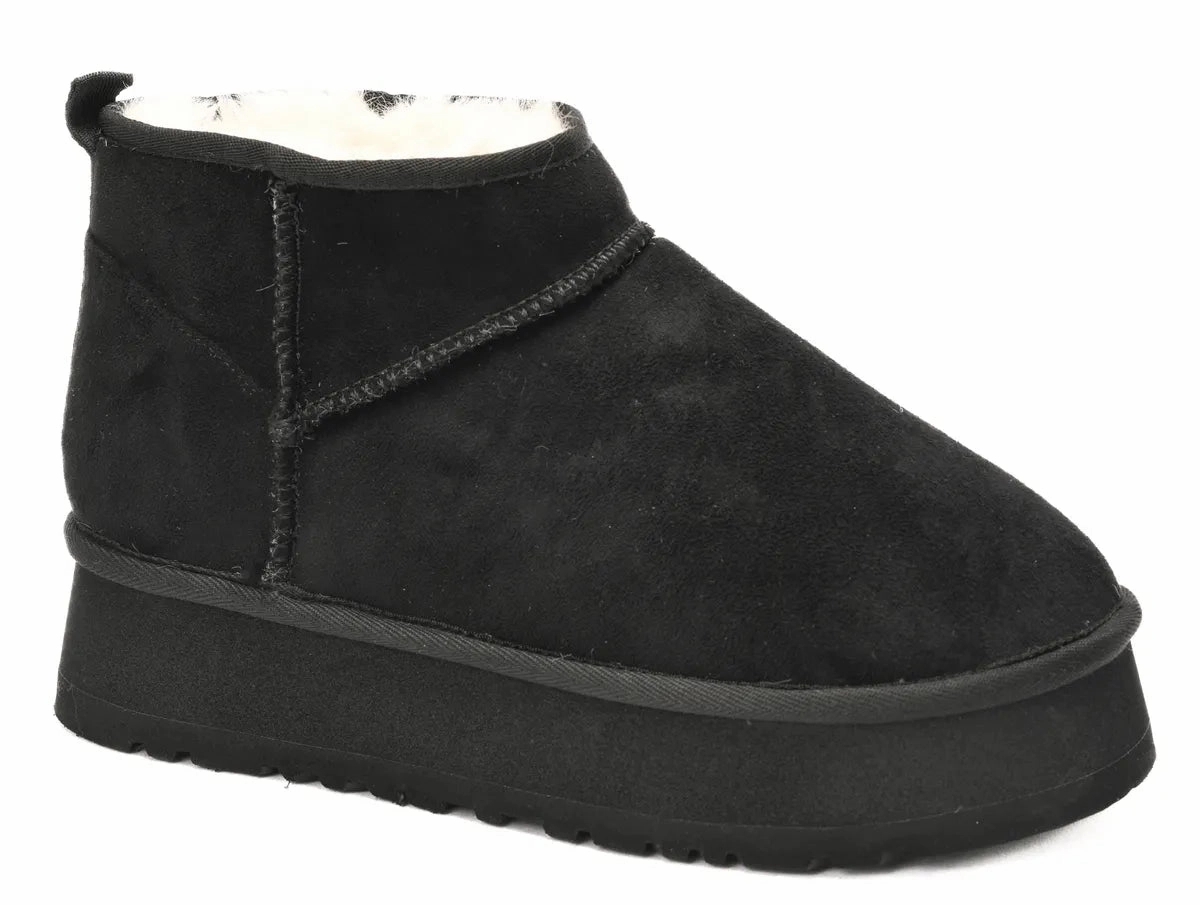 ROOM SERVICE Pull On Bootie | Corkys - Final Sale