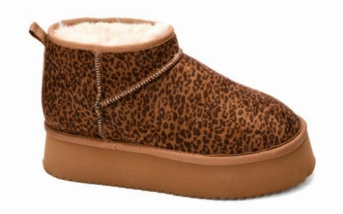 ROOM SERVICE Pull On Bootie | Corkys - Final Sale