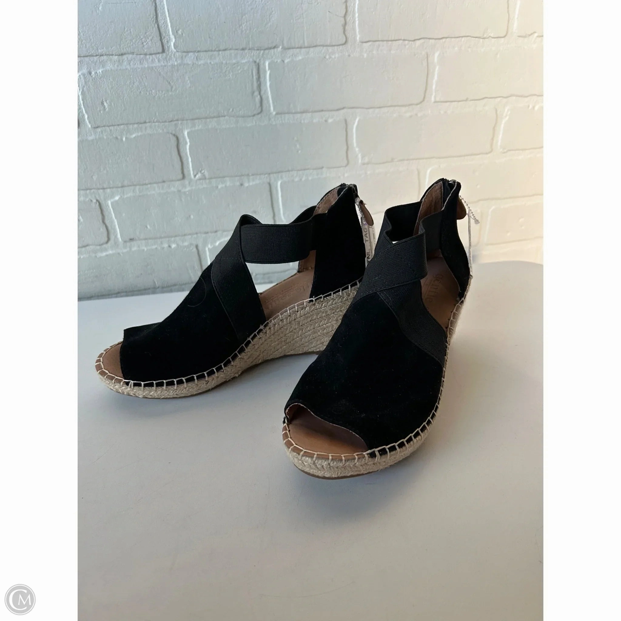 Sandals Heels Wedge By Gentle Souls In Black & Tan, Size: 7.5