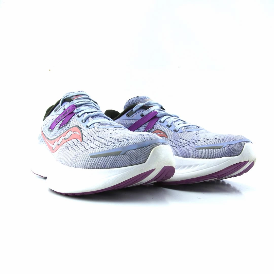 SAUCONY GUIDE 16