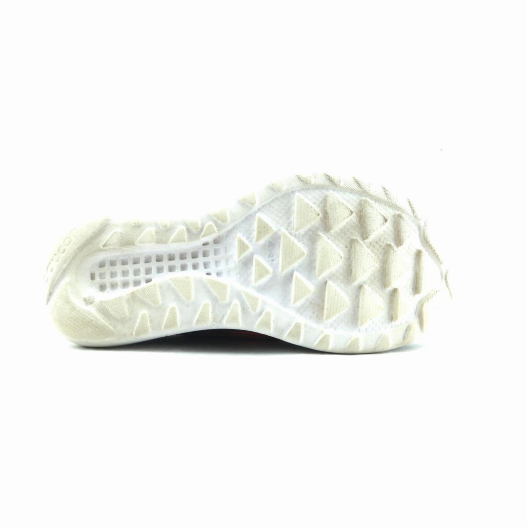 SAUCONY KINETA RELAY