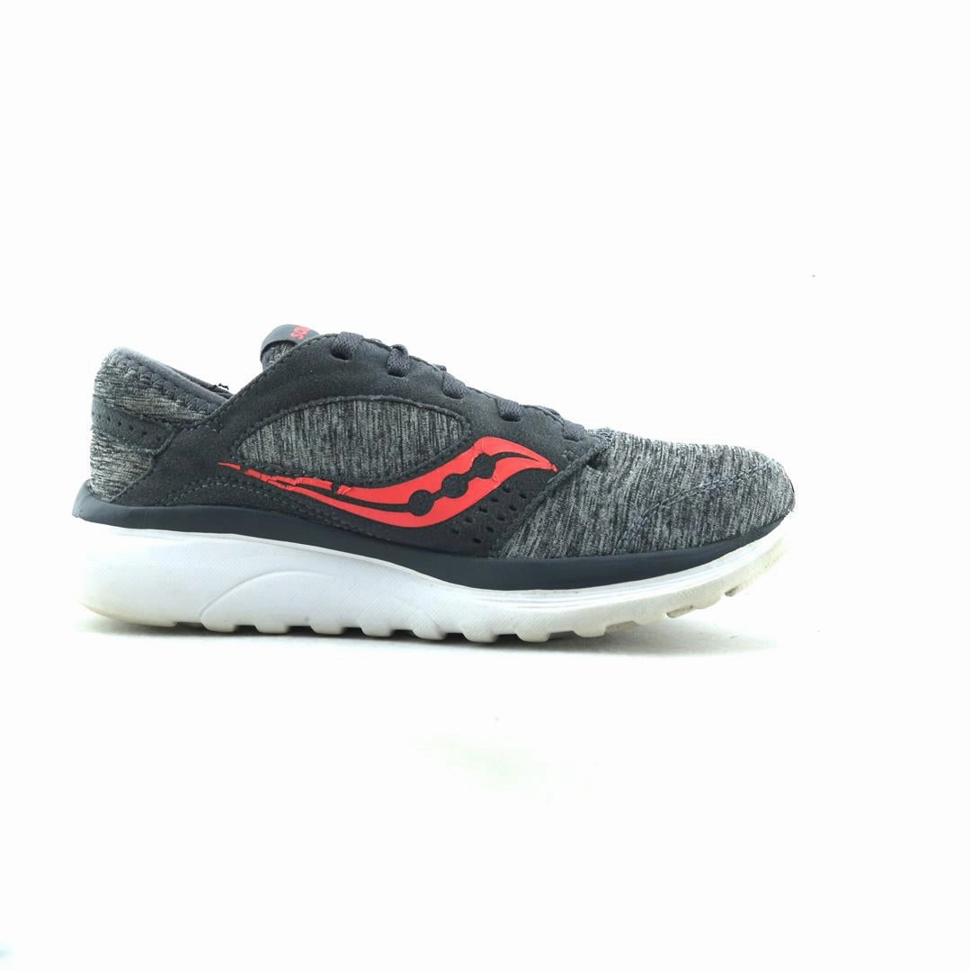 SAUCONY KINETA RELAY