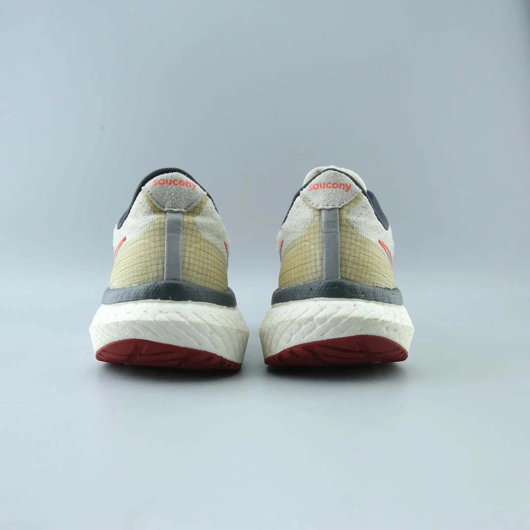 SAUCONY TRIUMPH 19