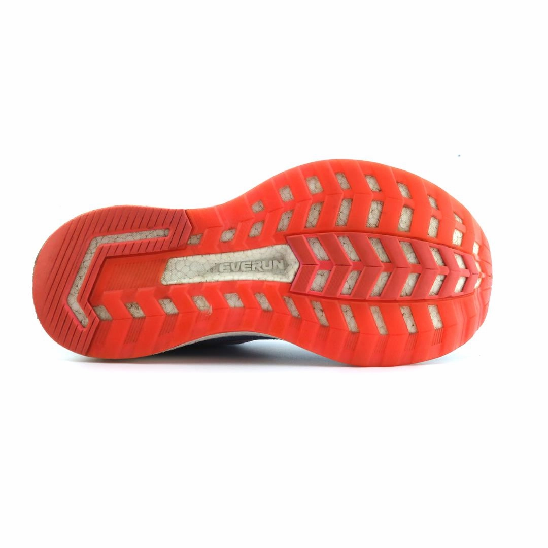 SAUCONY TRIUMPH ISO 4