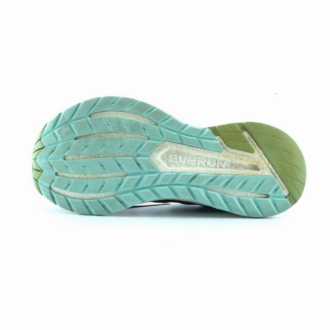 SAUCONY TRIUMPH ISO 4
