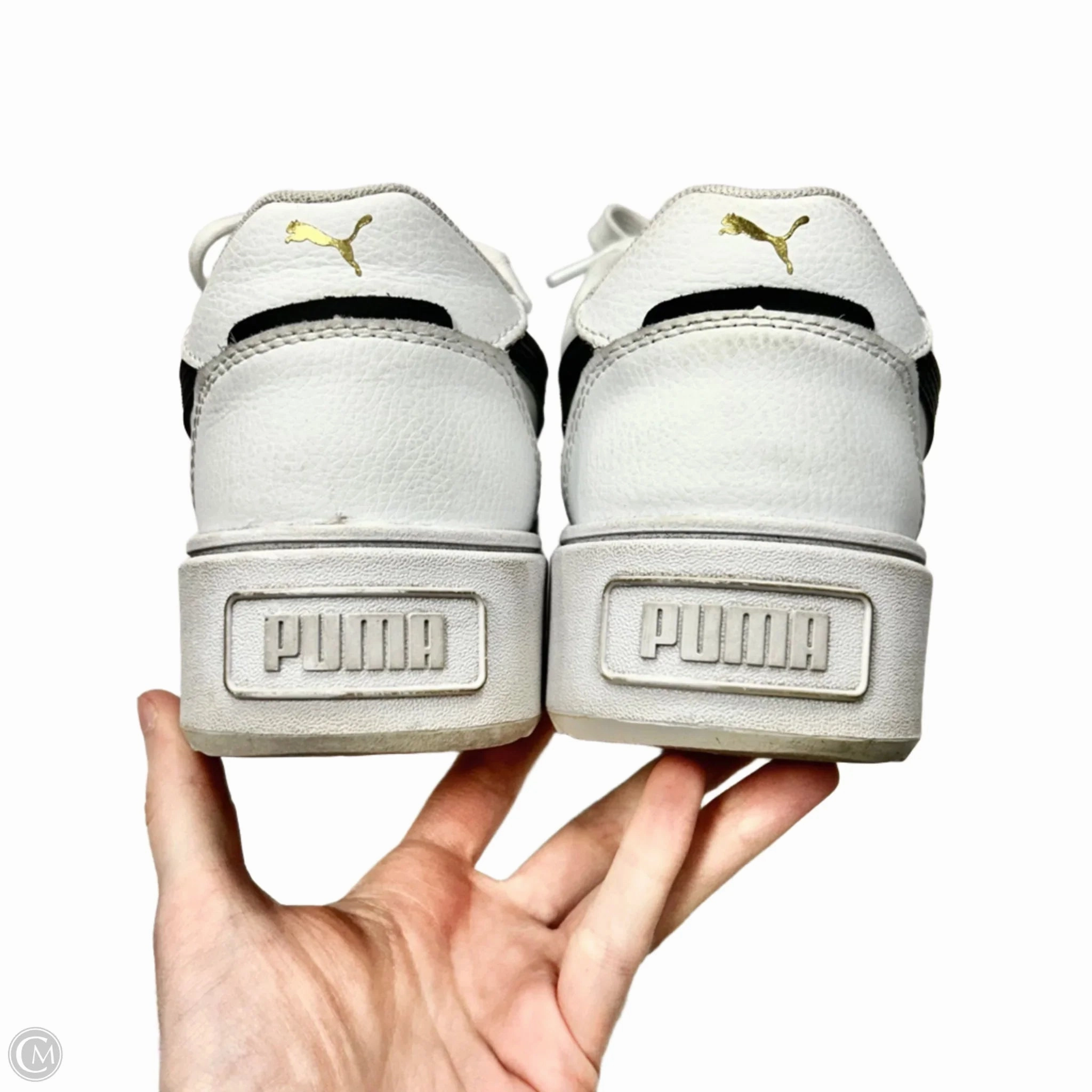 Shoes Sneakers By Puma In White, Size: 6.5