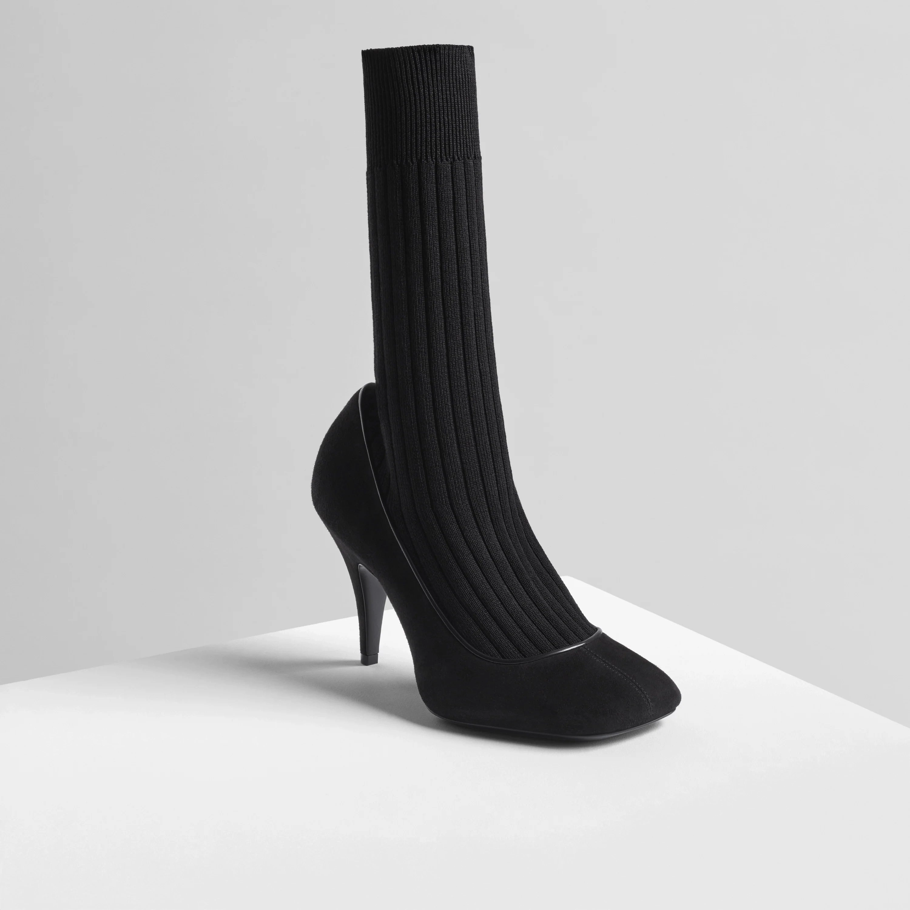 SOFT SOCK PUMP | black suede