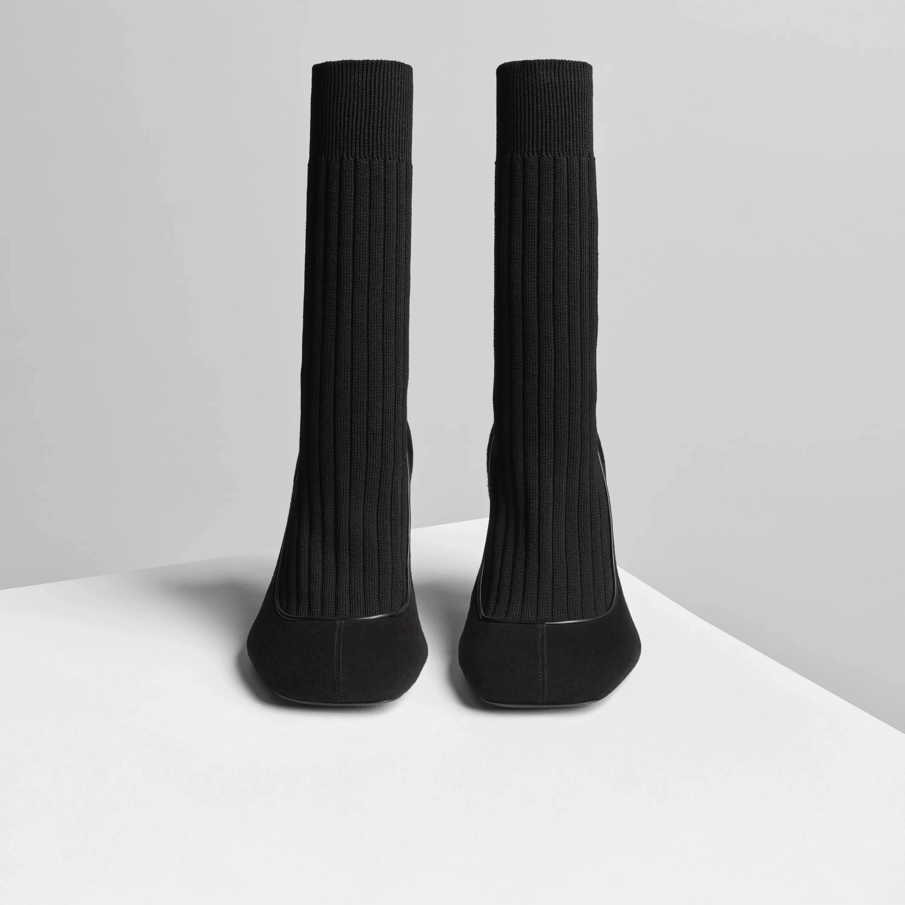 SOFT SOCK PUMP | black suede