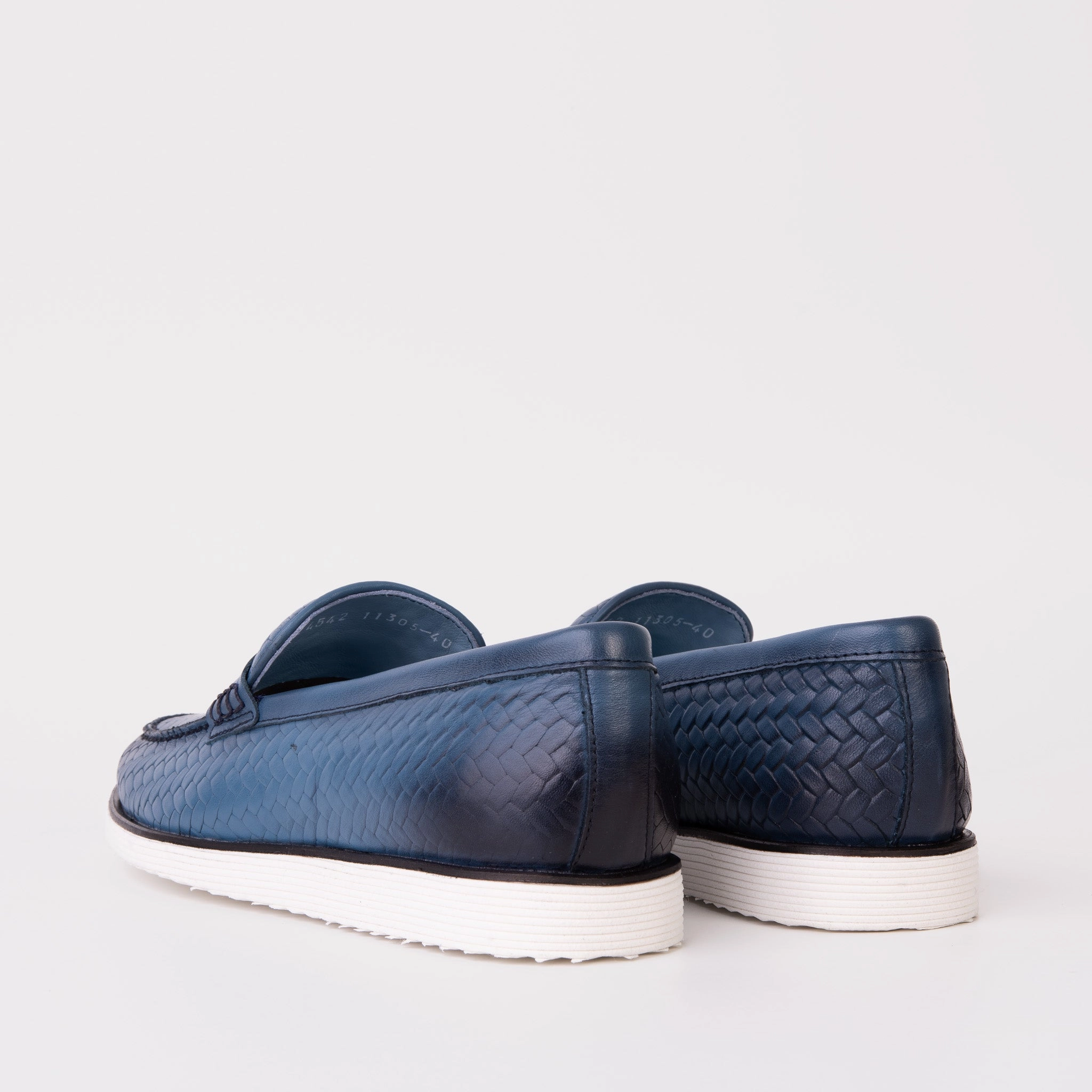 The Sperry Jeans Blue Leather Tassel Loafer Men Shoe