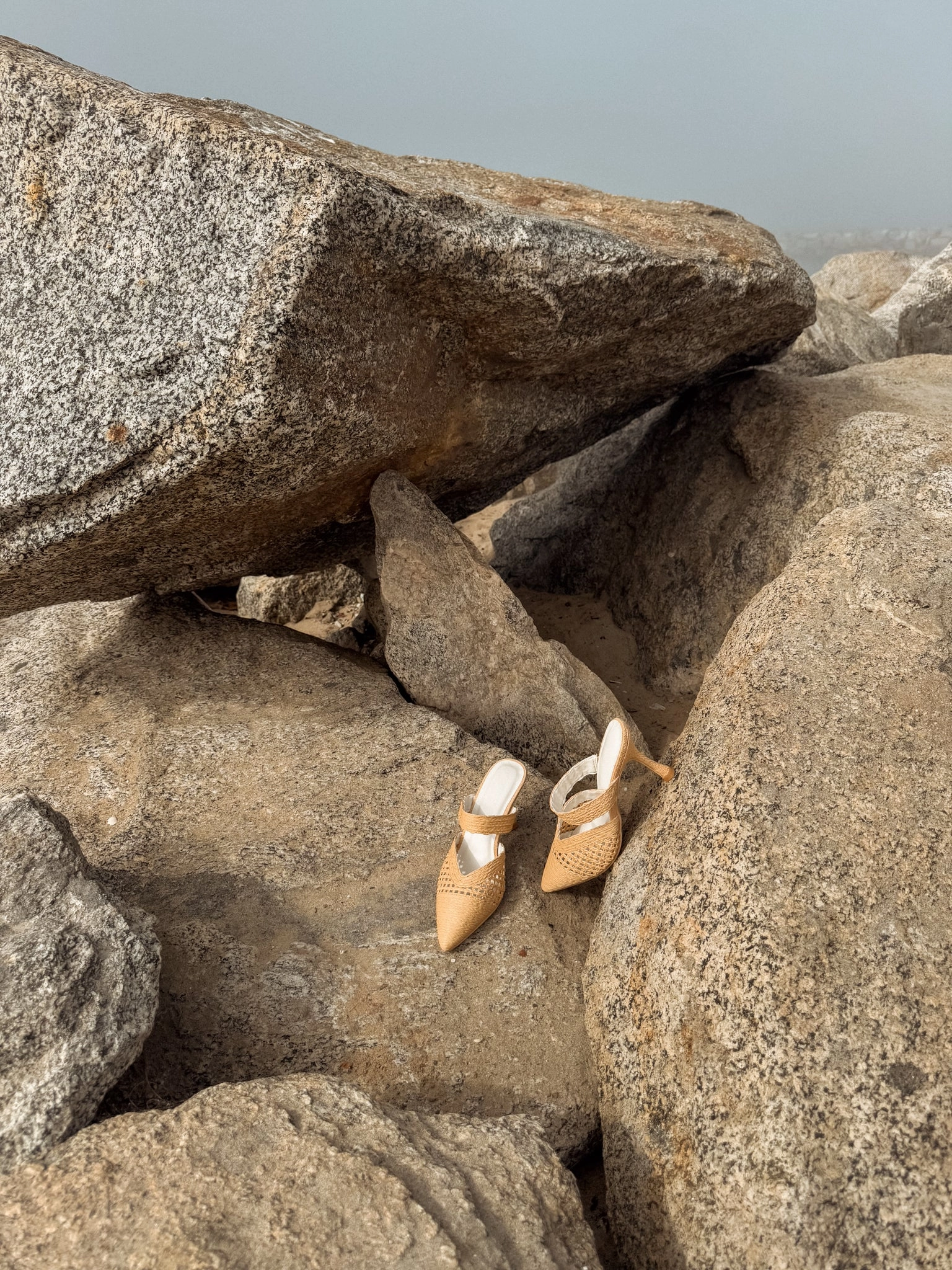 The Tia Pointed Toe Raffia Kitten Heel