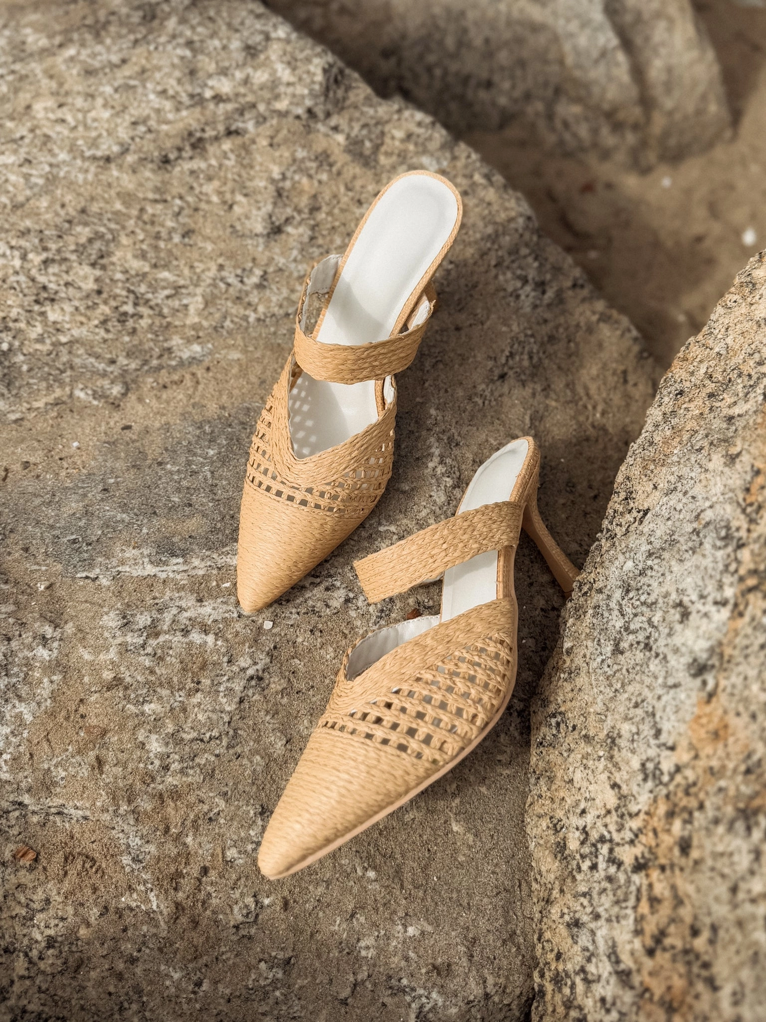 The Tia Pointed Toe Raffia Kitten Heel
