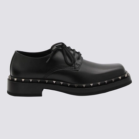 Valentino Garavani Rockstud Round Toe Lace-Up Shoes Black