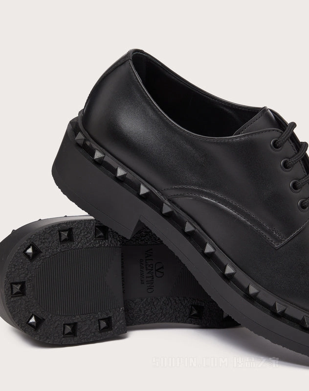 Valentino Garavani Rockstud Round Toe Lace-Up Shoes Black