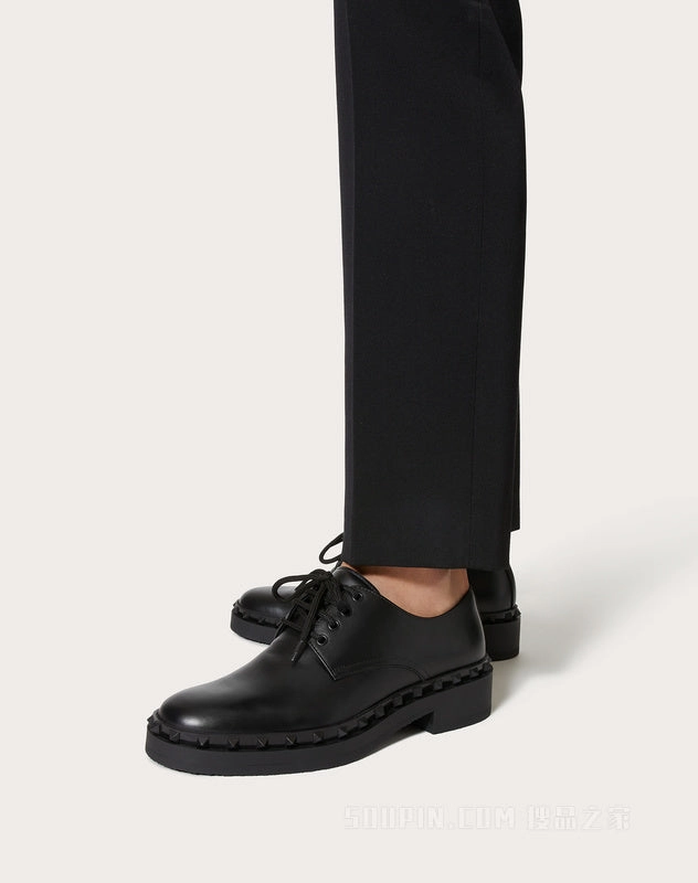 Valentino Garavani Rockstud Round Toe Lace-Up Shoes Black