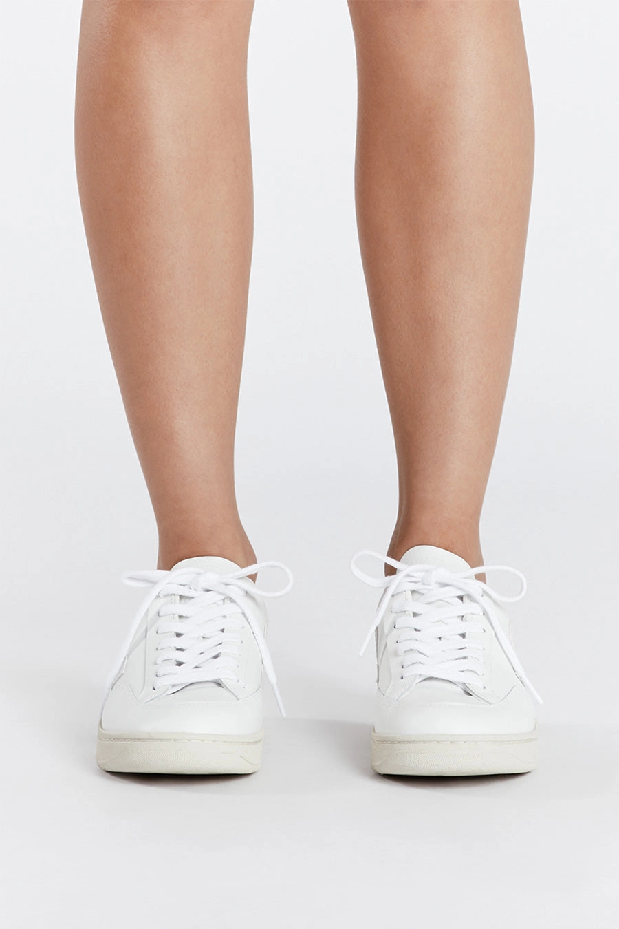 VEJA V-12 LEATHER EXTRA WHITE