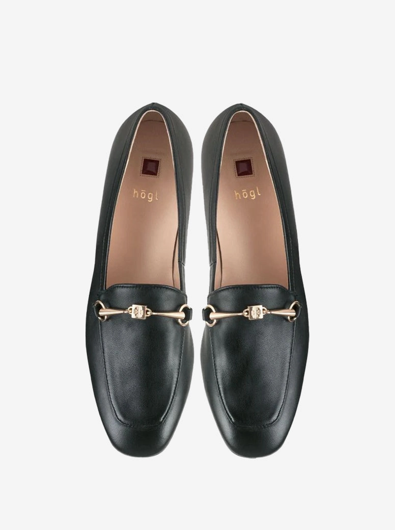 Vivienne black